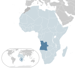  Angola konumu  (koyu mavi)Afrika Birliği bölgesinde  (açık mavi)